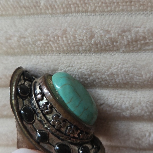 Vintage Egyptian Ring - Picture 4 of 4